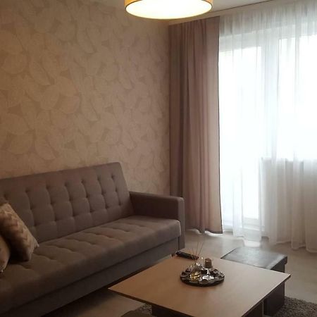 Lieporiu Apartamentai Šiauliai Exteriör bild